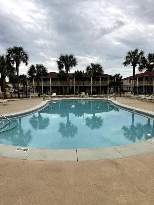 Lazy Palm 4 Pools Short Walk To Beach! Sleeps 5! Panama City Beach Exteriér fotografie