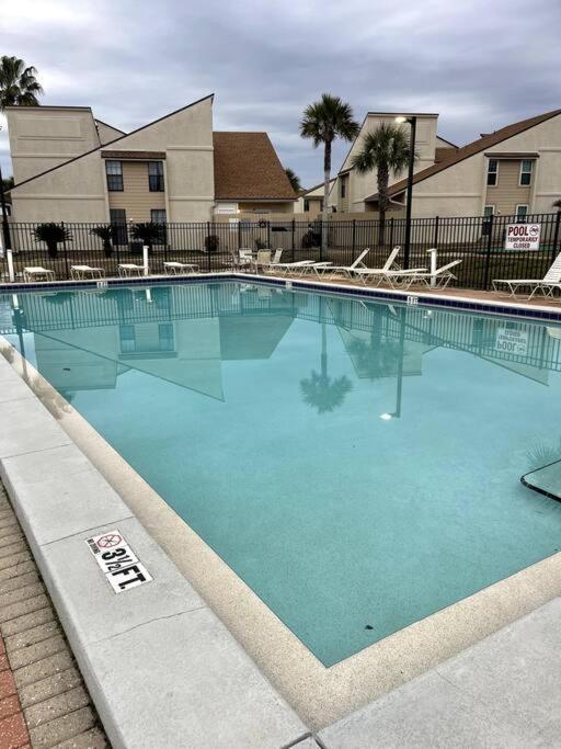 Lazy Palm 4 Pools Short Walk To Beach! Sleeps 5! Panama City Beach Exteriér fotografie