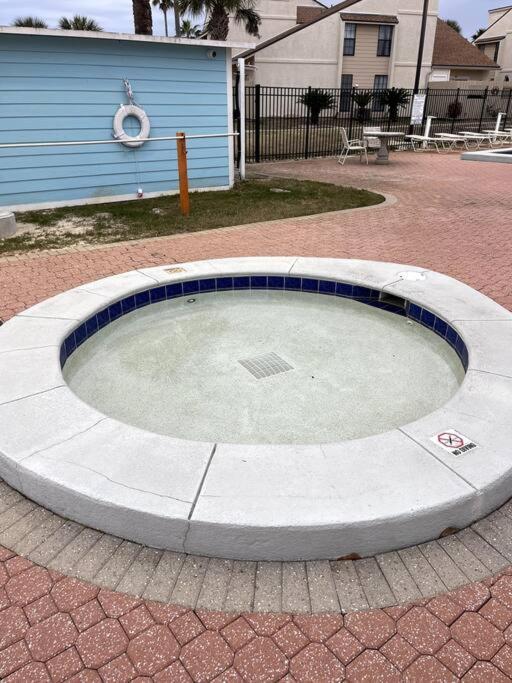 Lazy Palm 4 Pools Short Walk To Beach! Sleeps 5! Panama City Beach Exteriér fotografie