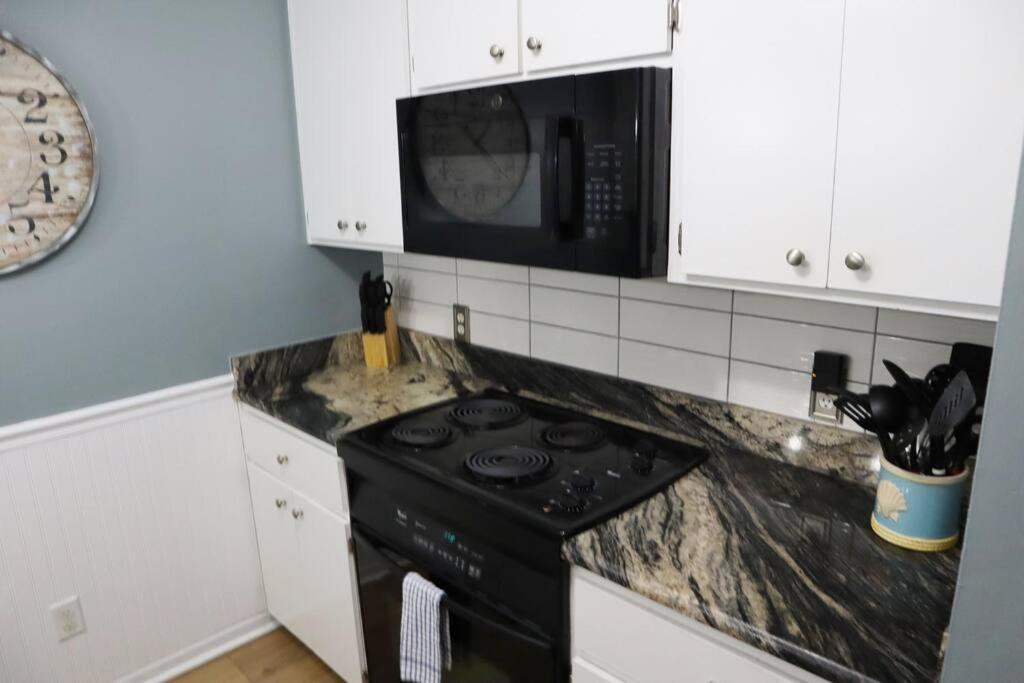 Lazy Palm 4 Pools Short Walk To Beach! Sleeps 5! Panama City Beach Exteriér fotografie